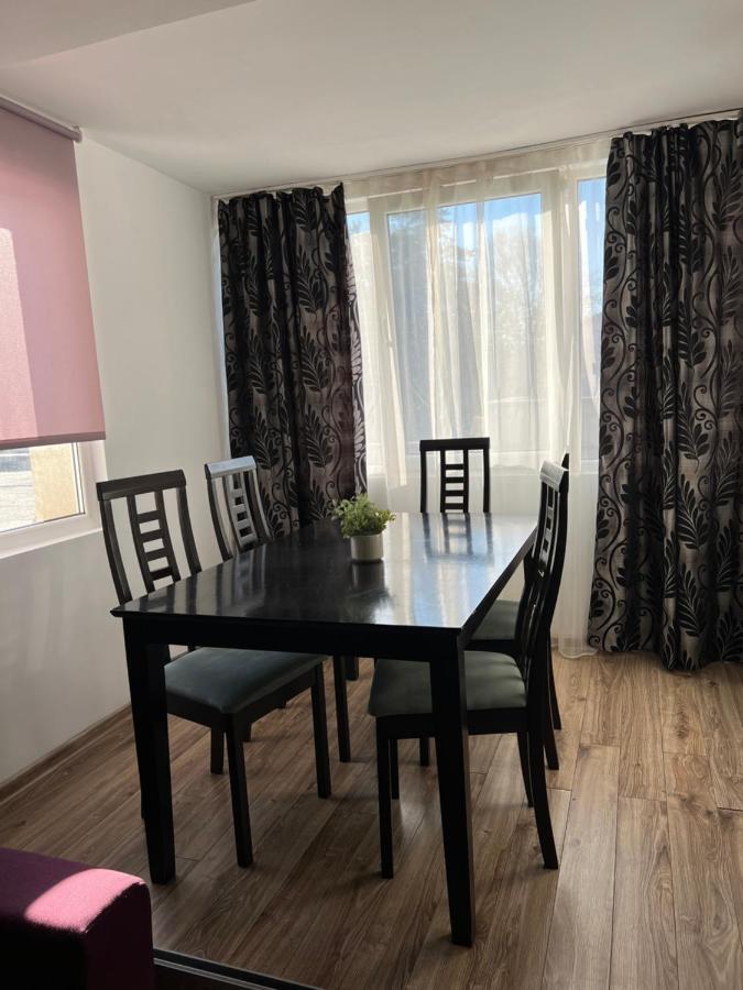 Nordic Sunny Apartment Suceava Eksteriør bilde